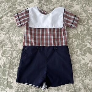 The Beaufort Bonnet Company beauregard button in in merritt park plaid